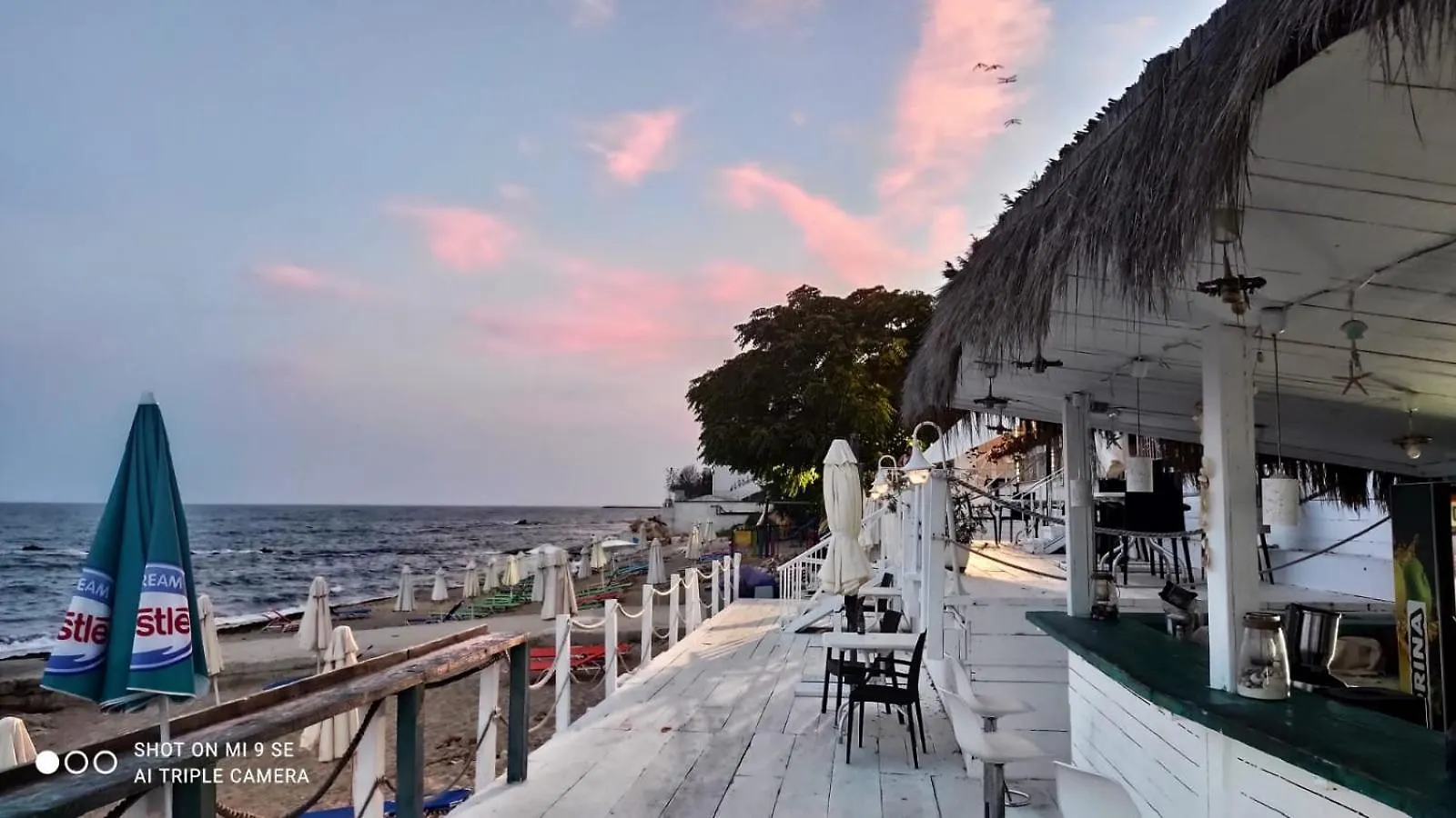 La Mer Spacious Apartment With A Sea View Warna